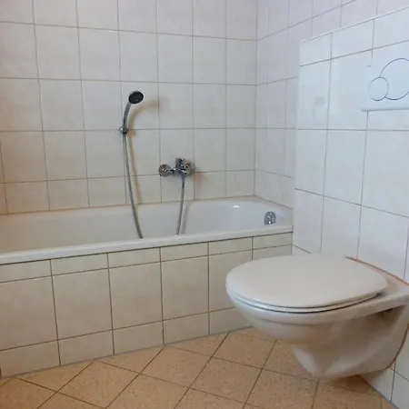 Chalet Quiet With Sauna In Koenigsleiten *